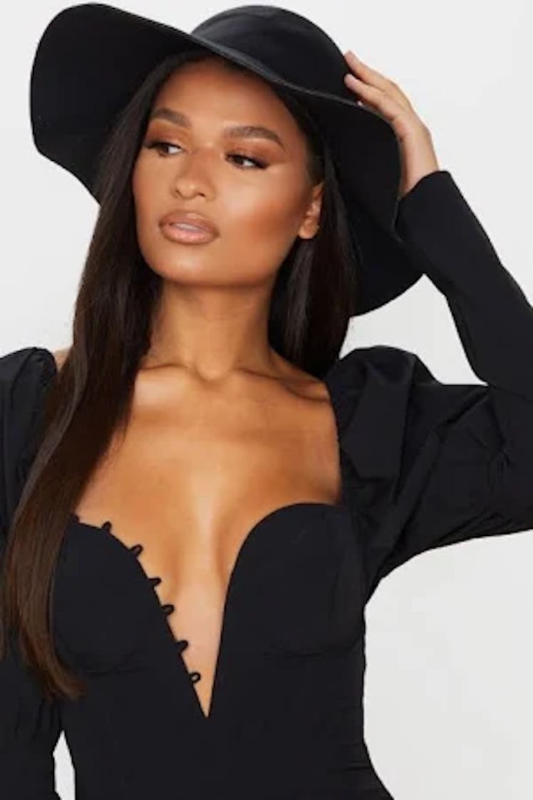 black floppy hat