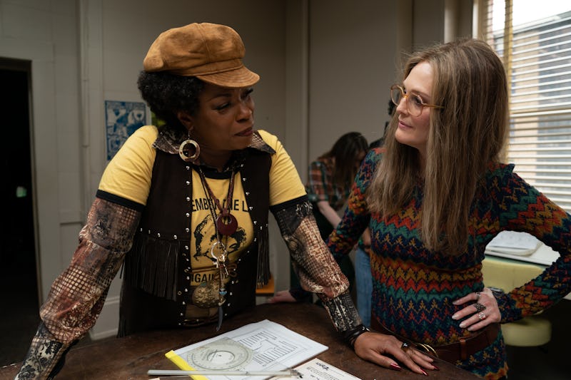 The Glorias' Trailer Transforms Julianne Moore Into Gloria Steinem