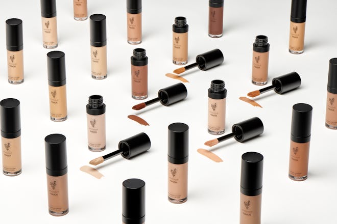 TOUCH Skin Solution Concealer