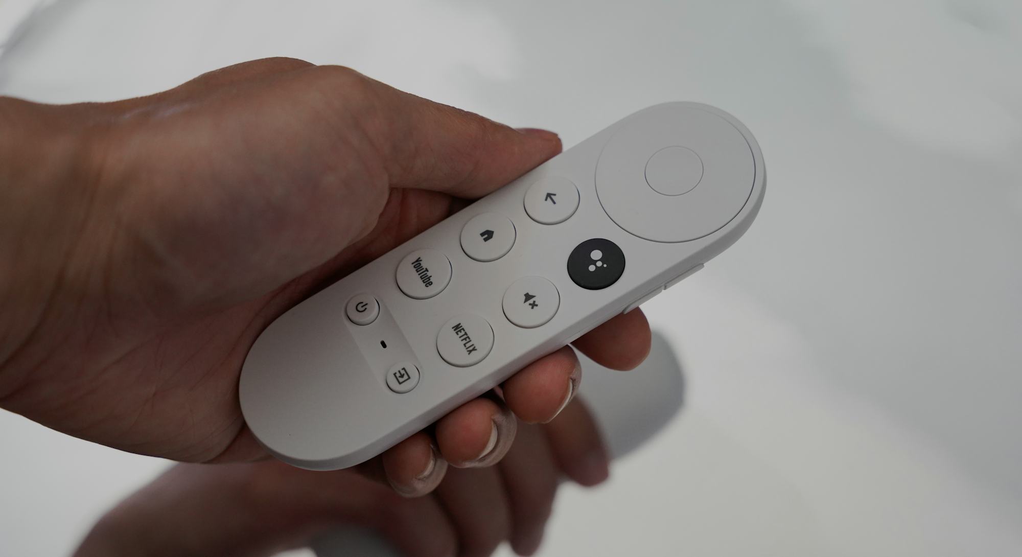 Nobody Needs An Apple Tv Anymore Now That Chromecast Has A Remote