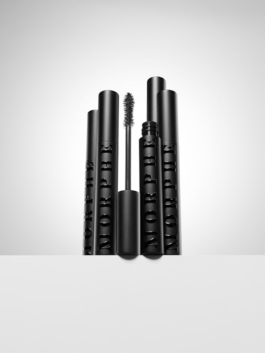 Morphe's Make It Big Volumizing Mascara campaign imagery, featuring brush and tube.