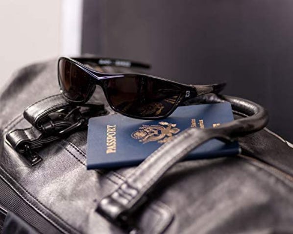 The 6 Best Sunglasses For LightSensitive Eyes, According To An Optometrist