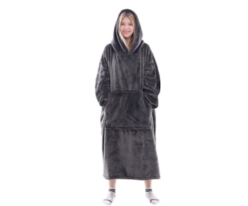 Waitu Wearable Blanket Sweatshirt 