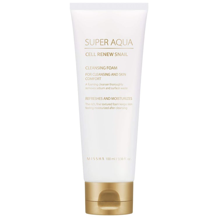 Missha Super Aqua Cell Renew Snail Cleansing Foam