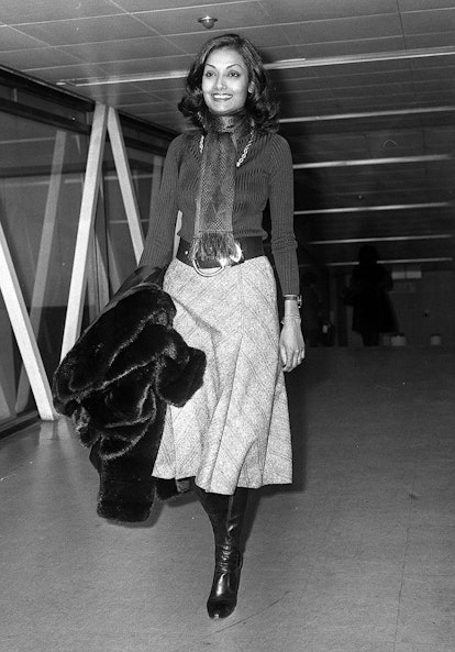 70s outfit: Shakira Caine