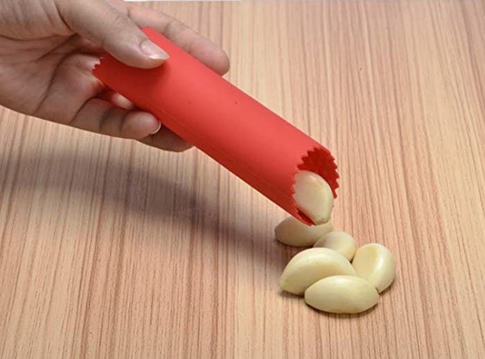 Maxracy Silicone Garlic Peeler (2-Pack)