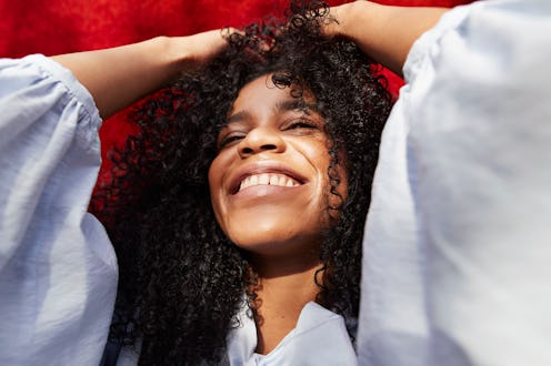 16 dermatologist-approved ways to get rid of dry, flaky skin.