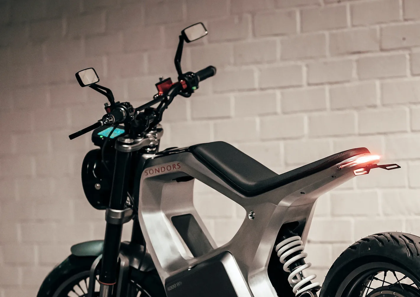 The Sondors Metacycle is a $5K e-motorcycle with an 80-mile range