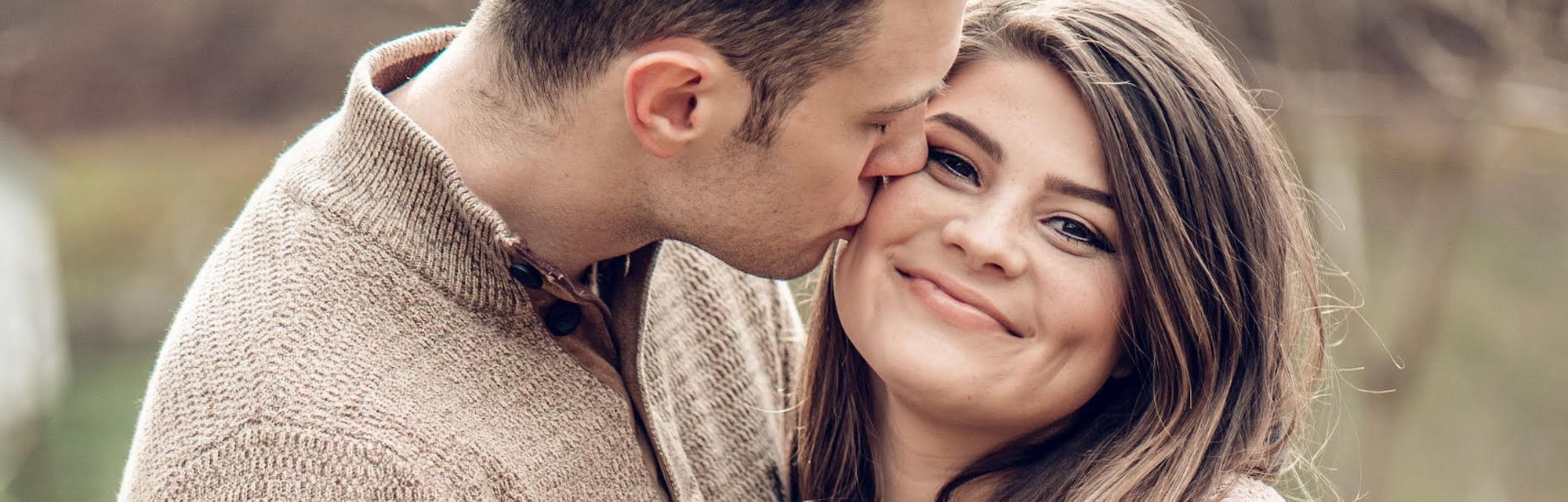  Bringing Up Bates star Tori Bates is expecting her third child with husband, Bobby Smith. 