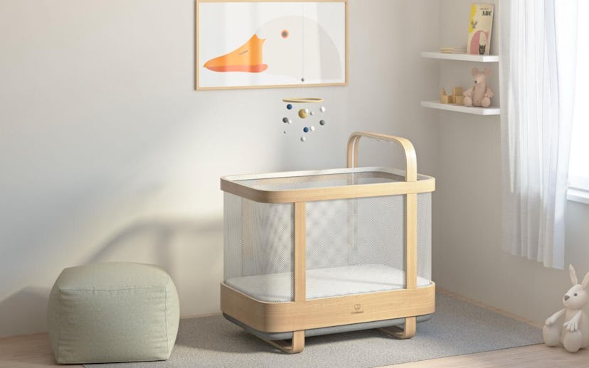 The Cradlewise Smart Crib is one exciting product for families from CES 2021. 