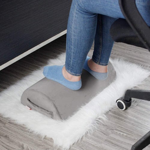 problem solving products Scriptract Ergonomic Foot Rest