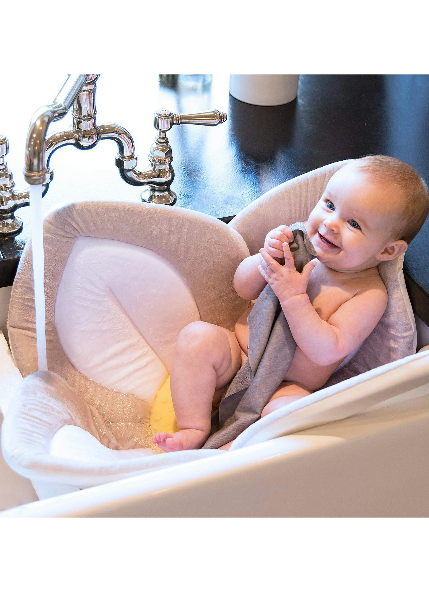 The 6 Best Baby Bathtubs