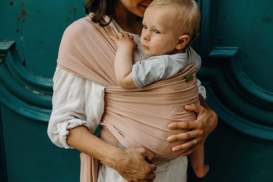 The 4 Best Baby Carriers For Petite Moms