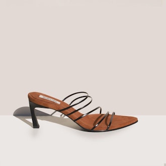 5 Strings Pointed Sandals