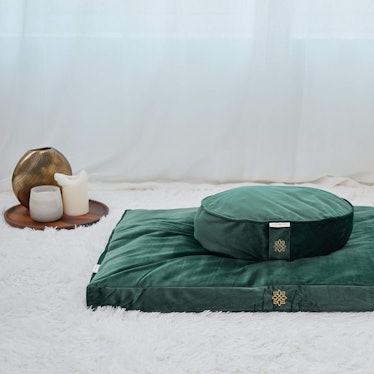 Emerald Green Luxe Velvet Meditation Pillow Set