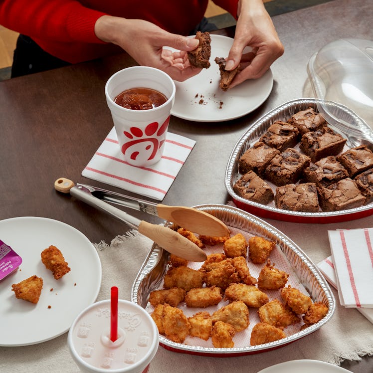 Chick-fil-A's heart-shaped nugget trays are back for Valentine's Day 2021. 