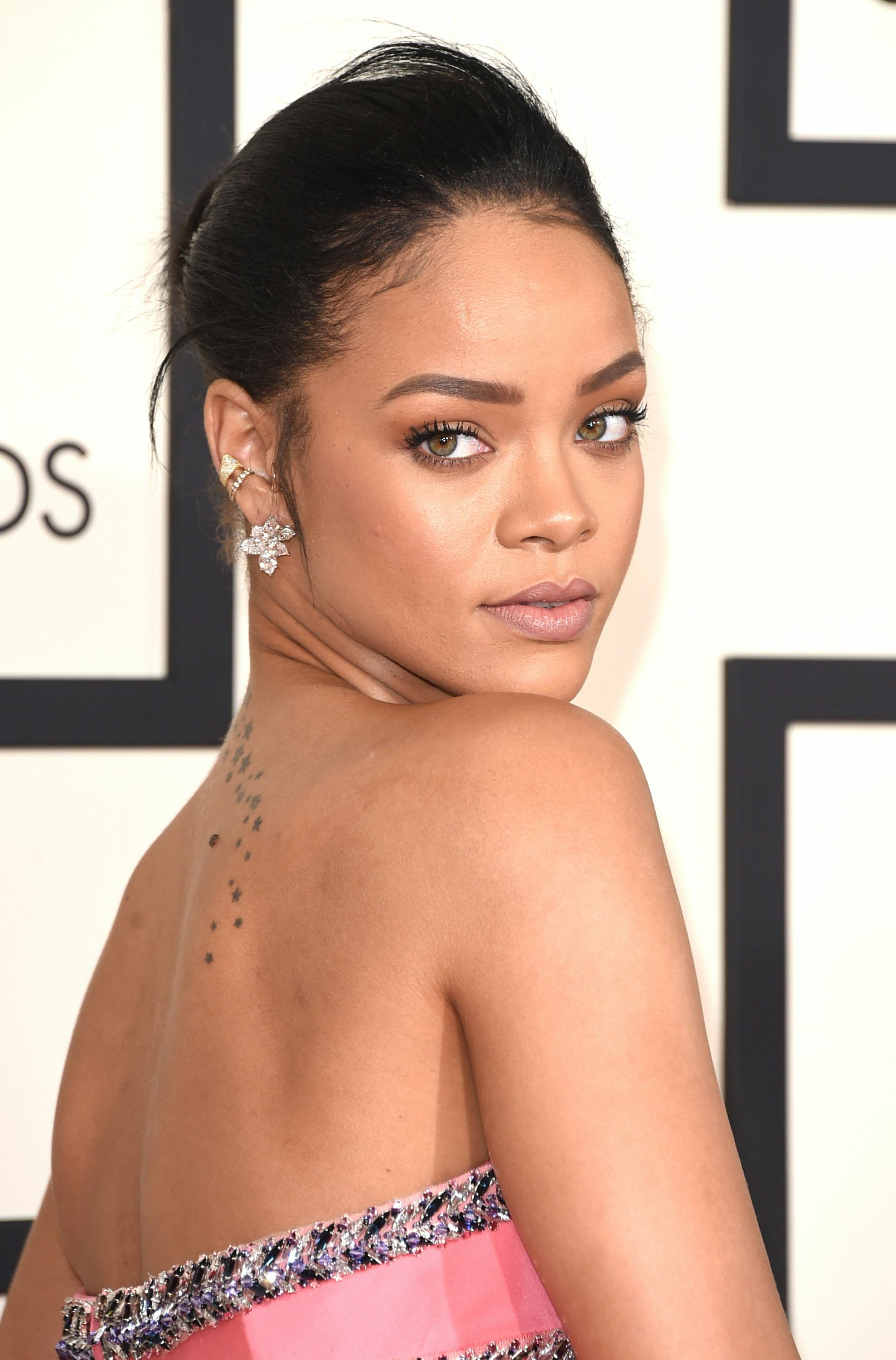 Rihanna's Beauty Evolution Is Full Of Unplanned Moments, According To ...