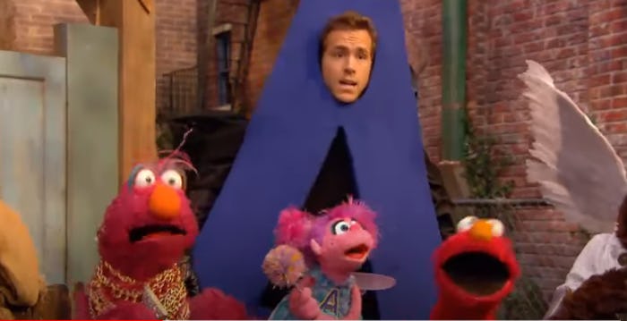 Ryan Reynolds tweeted about the time he was on 'Sesame Street' in 2010.‹