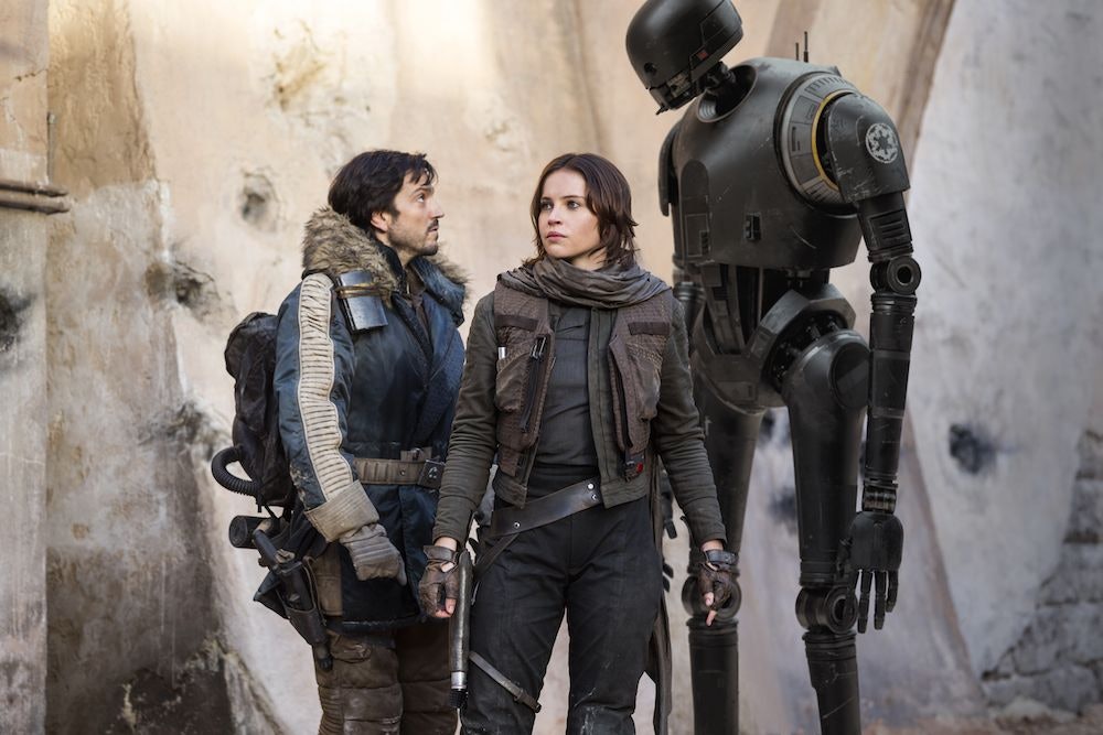 K2-SO with Jyn Erso (Felicity Jones) and Cassian Andor (Diego Luna) in Rogue One.