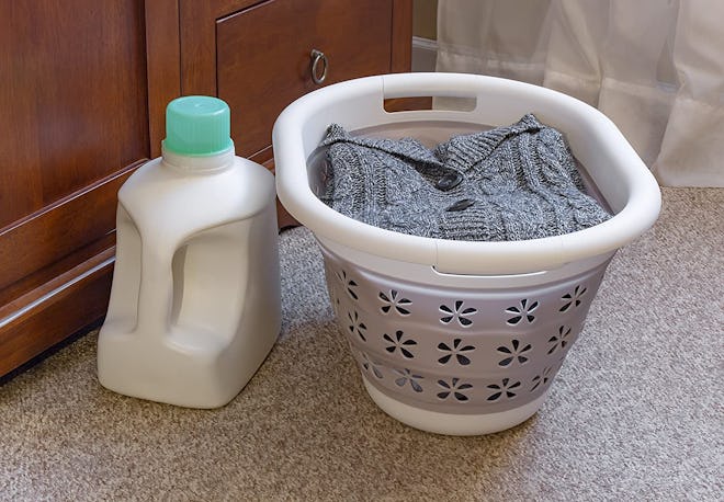 Camco Collapsible Laundry Basket