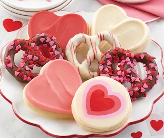 Valentine Pretzels and Cookies