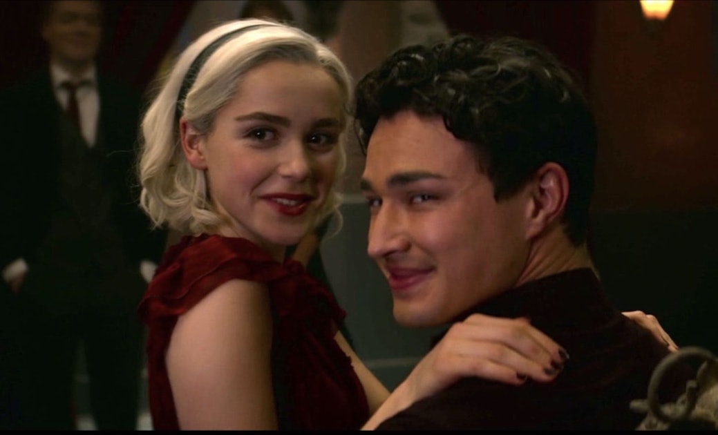 These 'Chilling Adventures Of Sabrina' Behind-The-Scenes Facts Are Pure ...