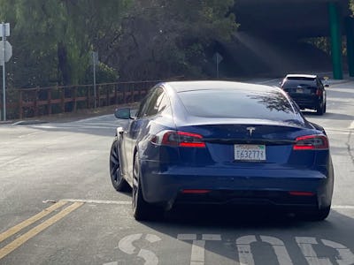 Tesla model online s refresh 2021