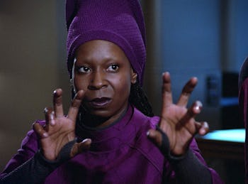 star trek what species is guinan