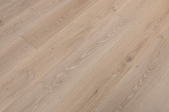 Sauvignon Oak Meritage Hardwood Flooring