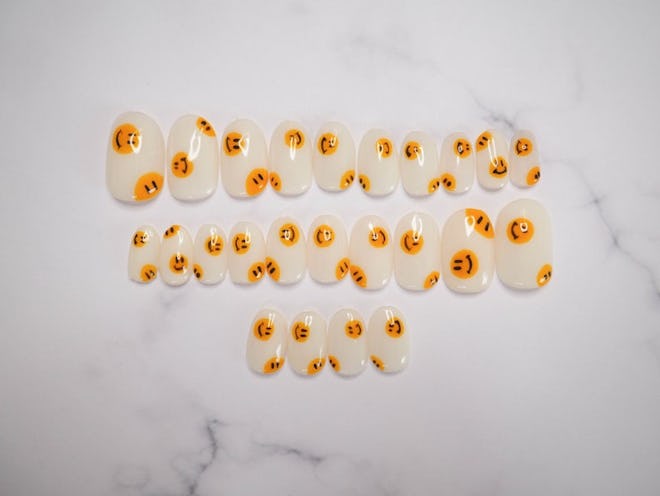 Yellow Smiley Press On Nails 