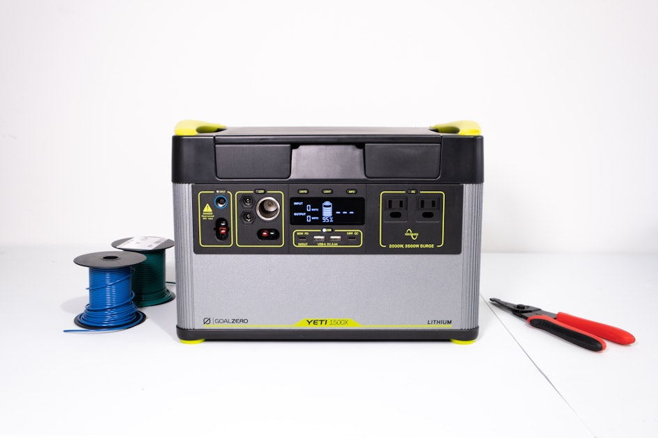 Goal Zero S Yeti 1500x Is The Best Solar Generator For Most People