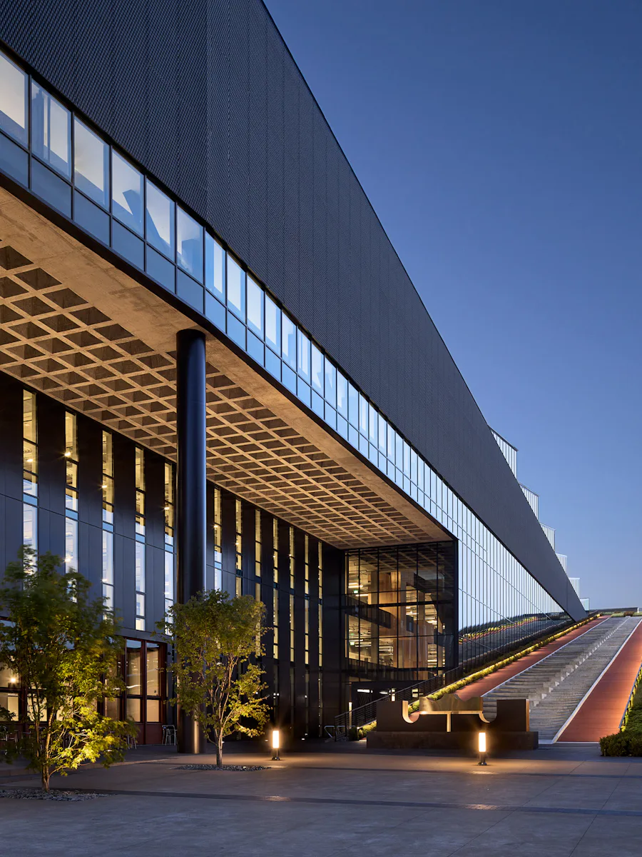 Nike Science How Nike built a mind-blowing sports science lab for LeBron James