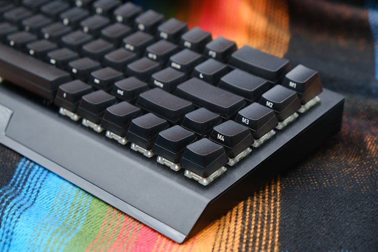 Razer BlackWidow V3 Mini HyperSpeed Phantom Edition review: height