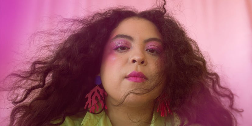 KAINA is a Chicago-based musician.