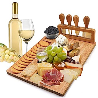 RoyalHouse Bamboo Cheese Board and Knife Set