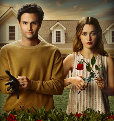 PENN BADGLEY as JOE GOLDBERG and VICTORIA PEDRETTI as LOVE QUINN in Netflix's 'You' Season 3