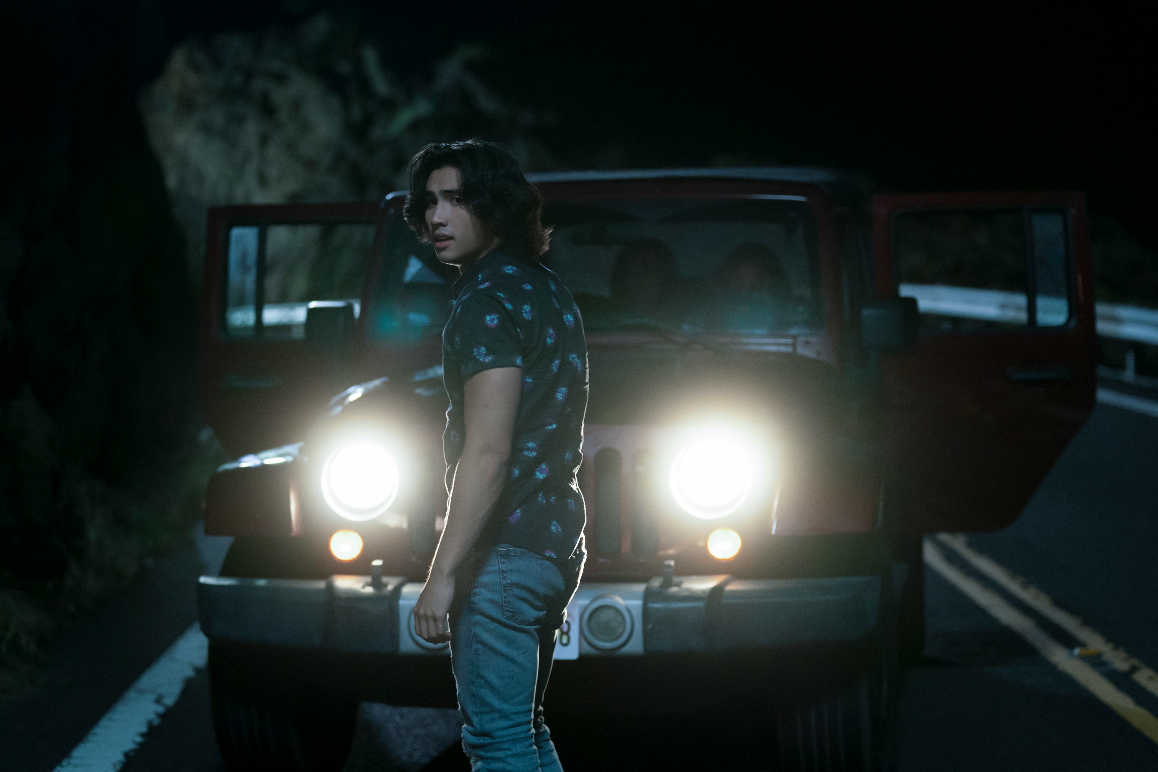 Sebastian Amoruso as Johnny following the group&rsquo;s car accident in &lsquo;I Know What You Did Last Summer&rsquo;.