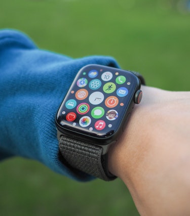 Apple Watch Series 7 review: Larger display on 45mm green aluminum model
