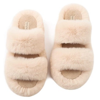FamilyFairy Fluffy Faux Fur Slippers