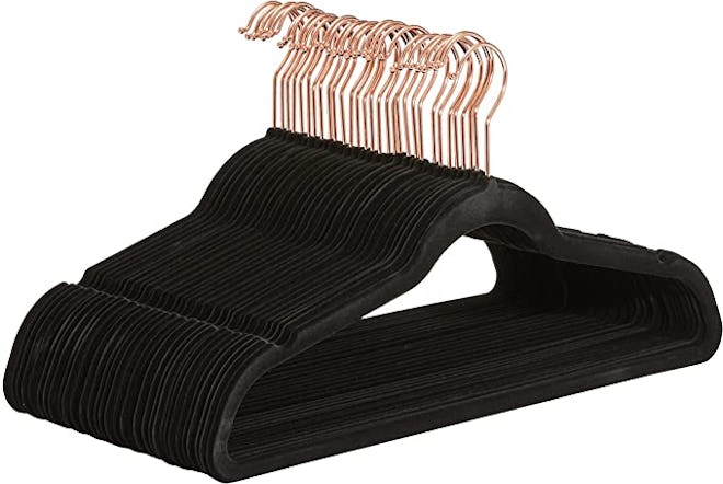 Amazon Basics Slim, Velvet, Non-Slip Suit Clothes Hangers (30-Pack)
