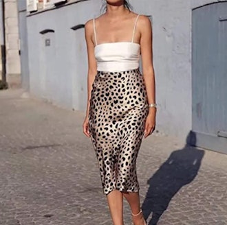 Soowalaoo High-Waist Leopard Midi Skirt