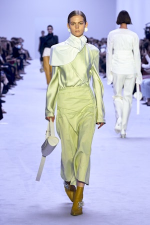 A bag from Jonathan Simkhai spring 2022 collection., Spring's 6 Biggest  Bag Trends Are Here