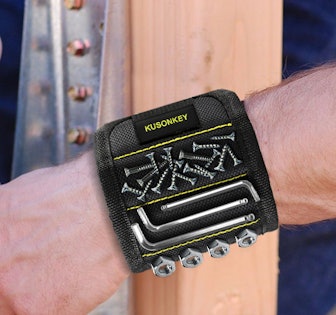 KUSONKEY Magnetic Wristband