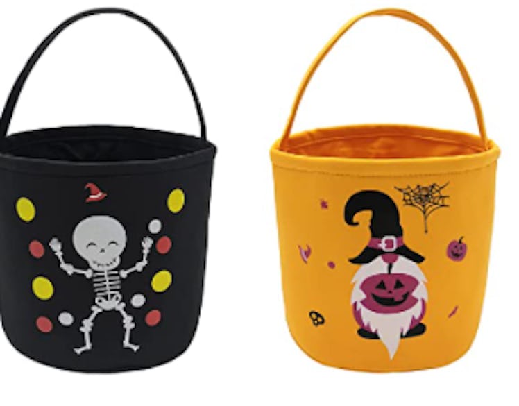 These cheugy Halloween trends include cartoon treat buckets.