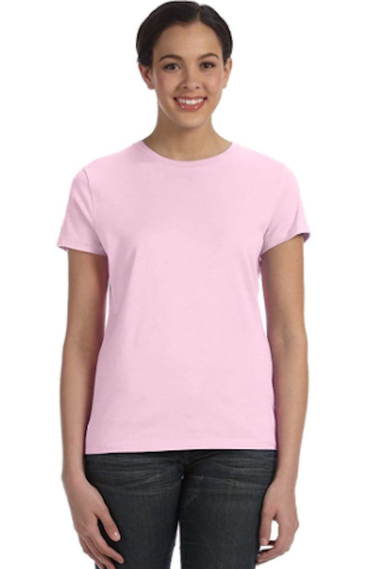 pink t-shirt