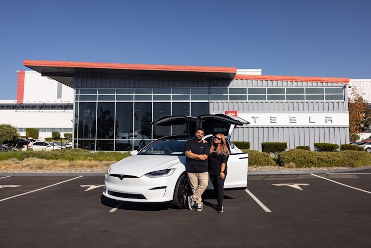 The first deliveries of the newly-refreshed Model X.