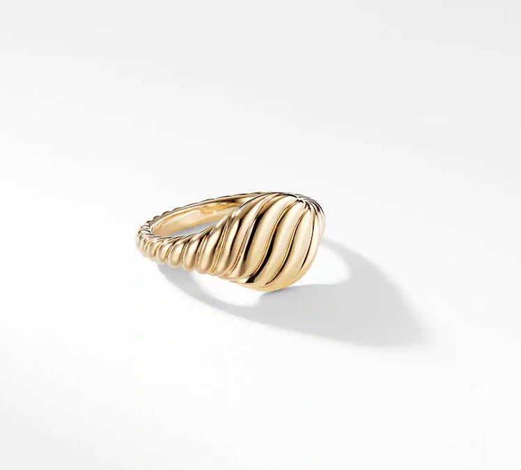 David Yurman Sculpted Cable Mini Pinky Ring in 18K Gold