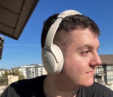 Bose QC45 review: ANC headphones are super comfortable on the head.
