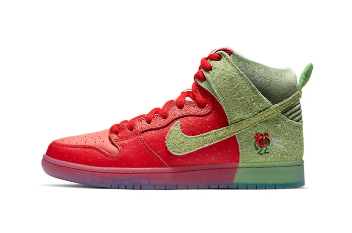 Nike SB "Strawberry Cough" Dunk High sneaker