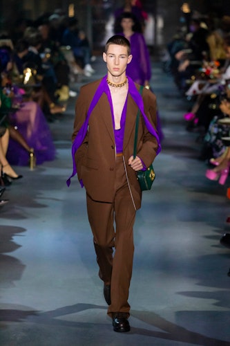 Valentino’s Spring '22 Runway Collection Offers A Sexy Way To Style ...